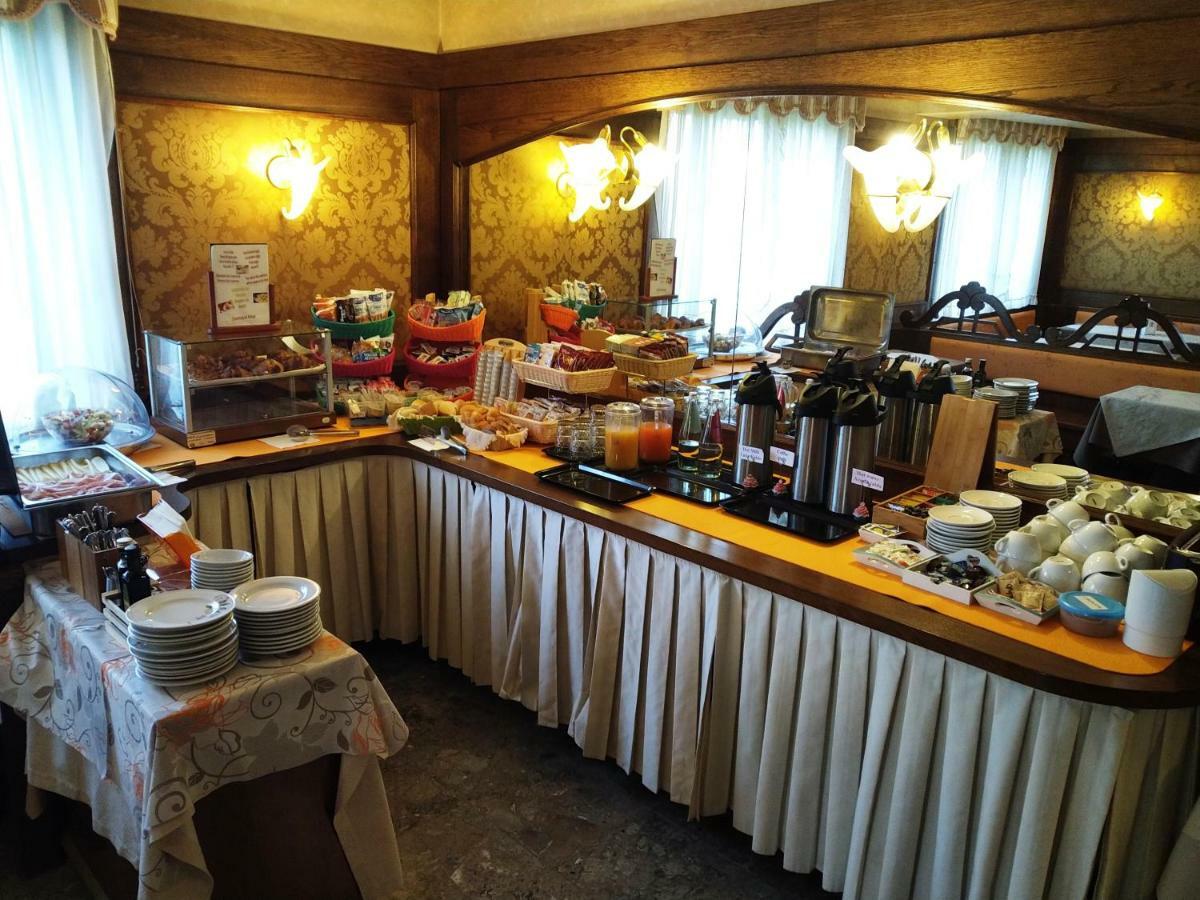 Al Giardino Ξενοδοχείο Fanna Εξωτερικό φωτογραφία